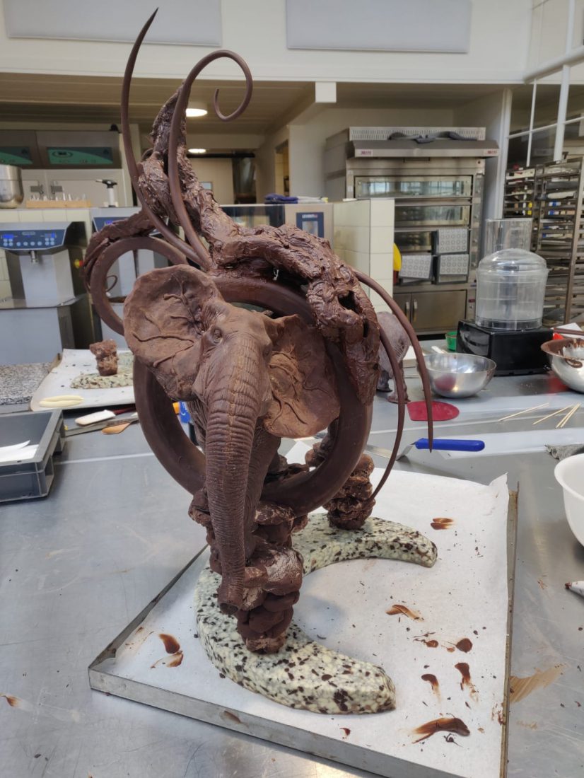 Chocolade kunstwerk in wording